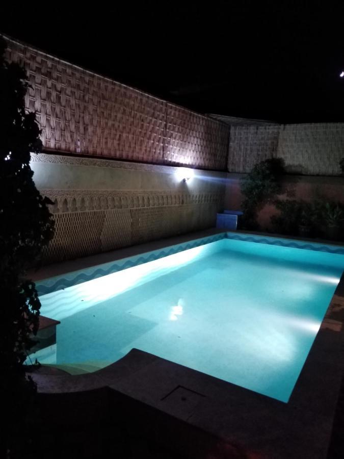 Villa Eden Warzazát Exteriér fotografie