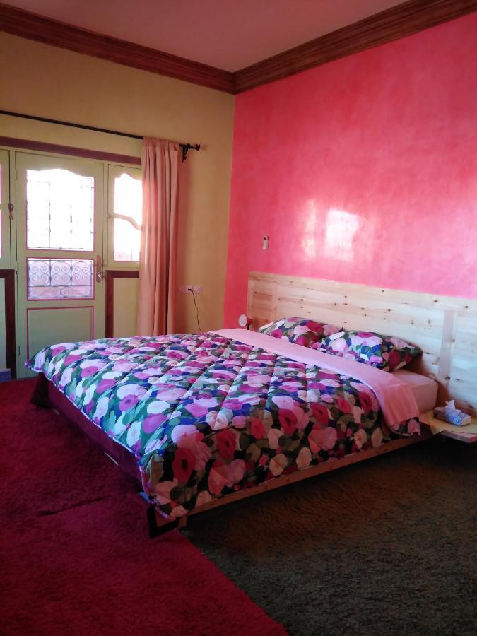 Villa Eden Warzazát Exteriér fotografie